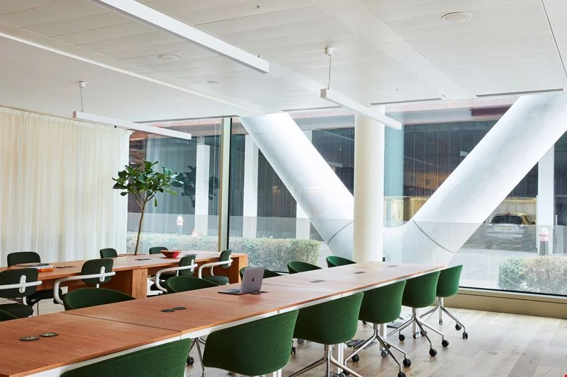 Büro in London